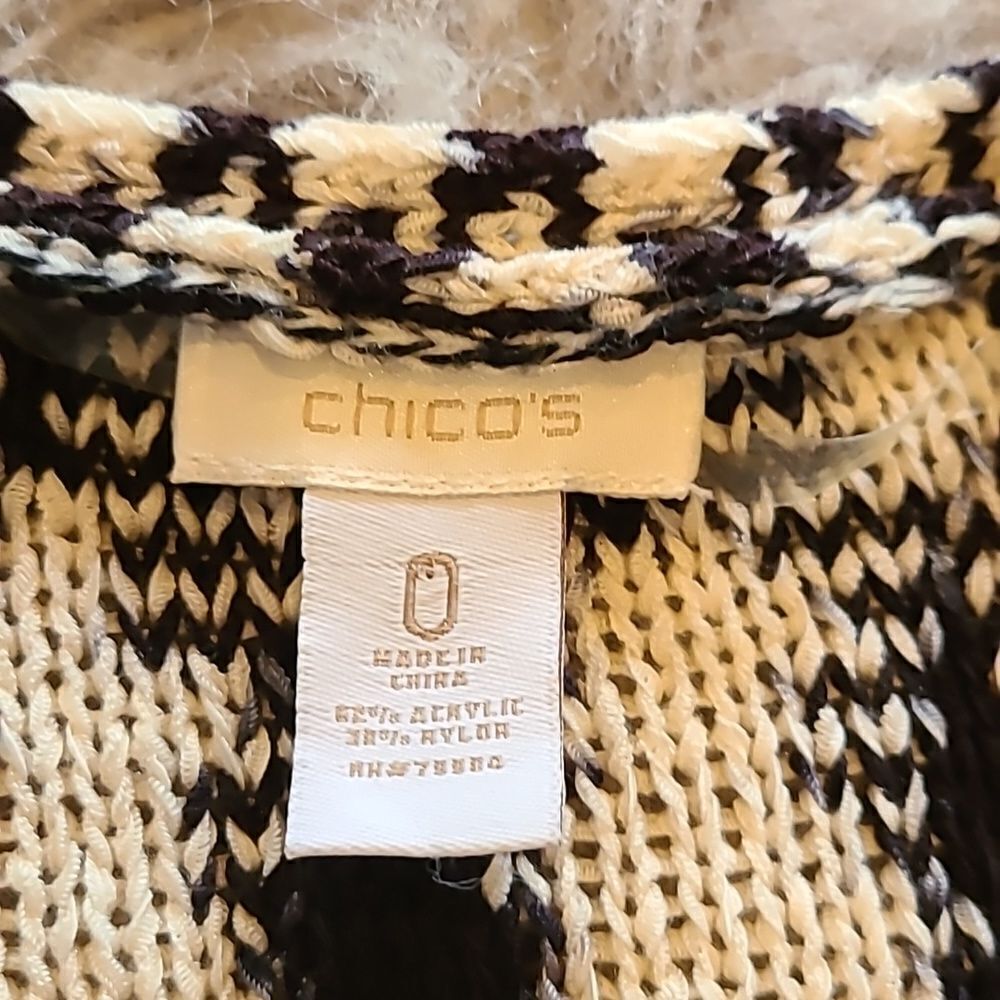 Chicos acrylic‎ blend white and black fringe open cardigan size 0 - Picture 2 of 4